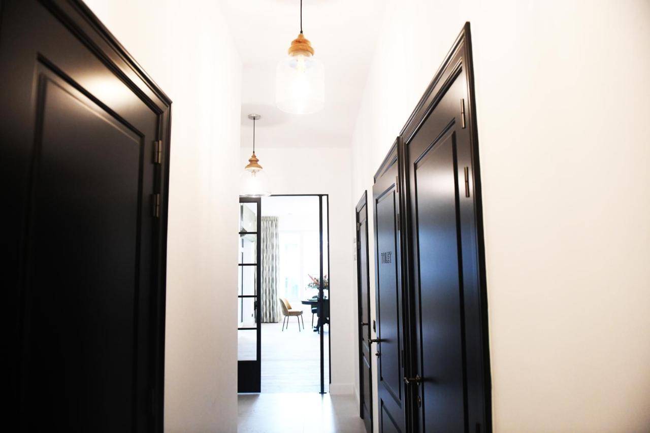 Women Of The World - Antwerp Apartment Ngoại thất bức ảnh